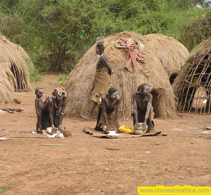 mursi_3.jpg